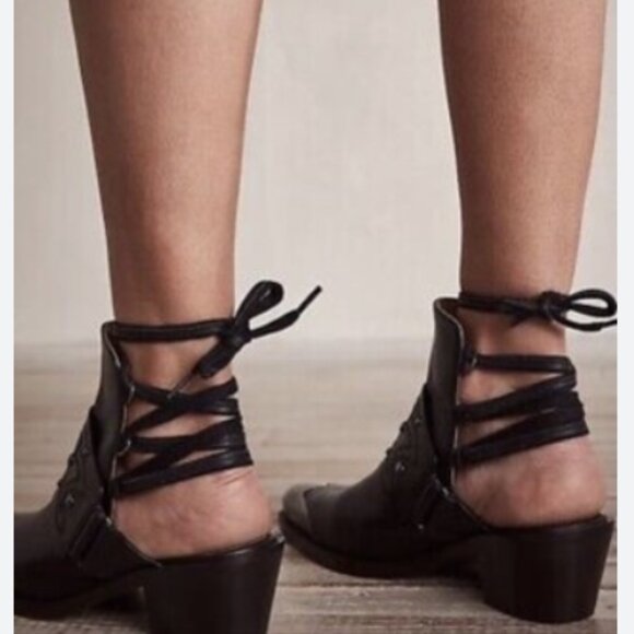 new FREE PEOPLE Rory GENUINE LEATHER boots booties in Black 894R0 - Picture 16 of 16